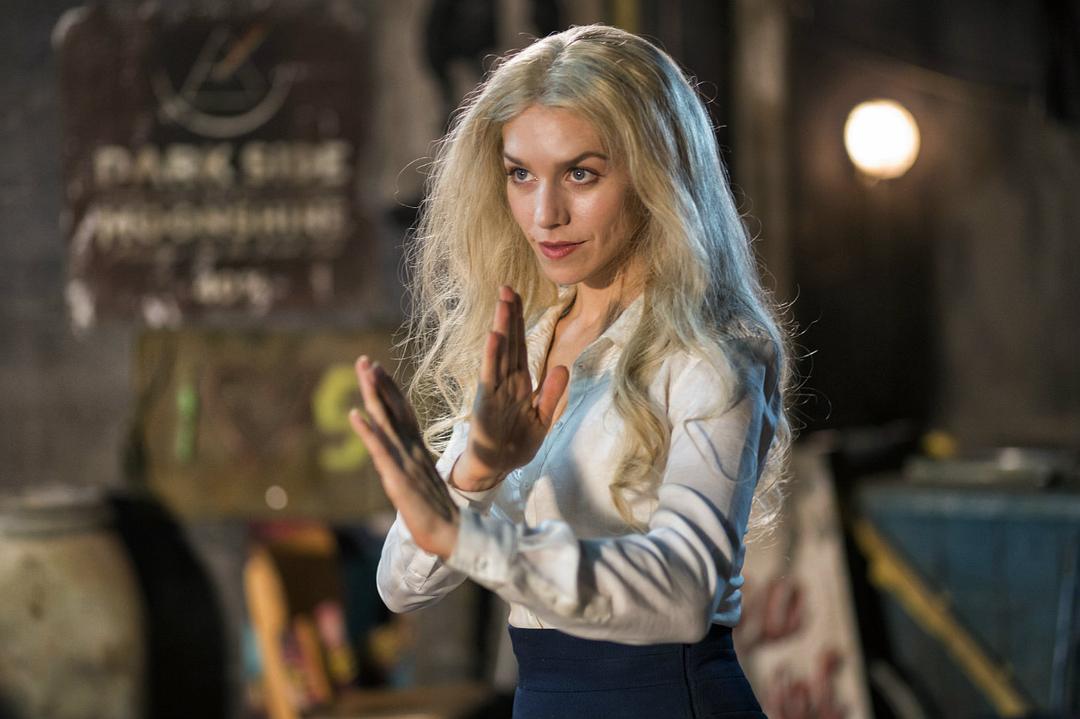 钢铁苍穹2:即临种族(2019)的剧照 钢铁苍穹2:即临种族(2019)的剧照