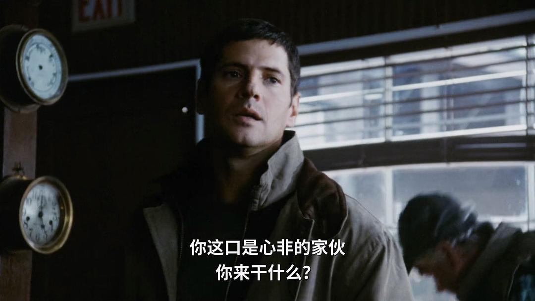 嗜血蟑螂(2000)的剧照 嗜血蟑螂(2000)的剧照