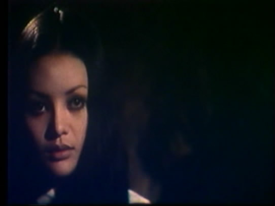 鬼嫁
(1976)的剧照 鬼嫁
(1976)的剧照