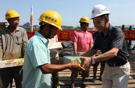 2023年高温补贴是按天算还是按小时算的2