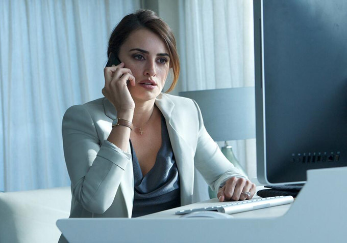 黑金杀机(2013)的剧照 黑金杀机(2013)的剧照