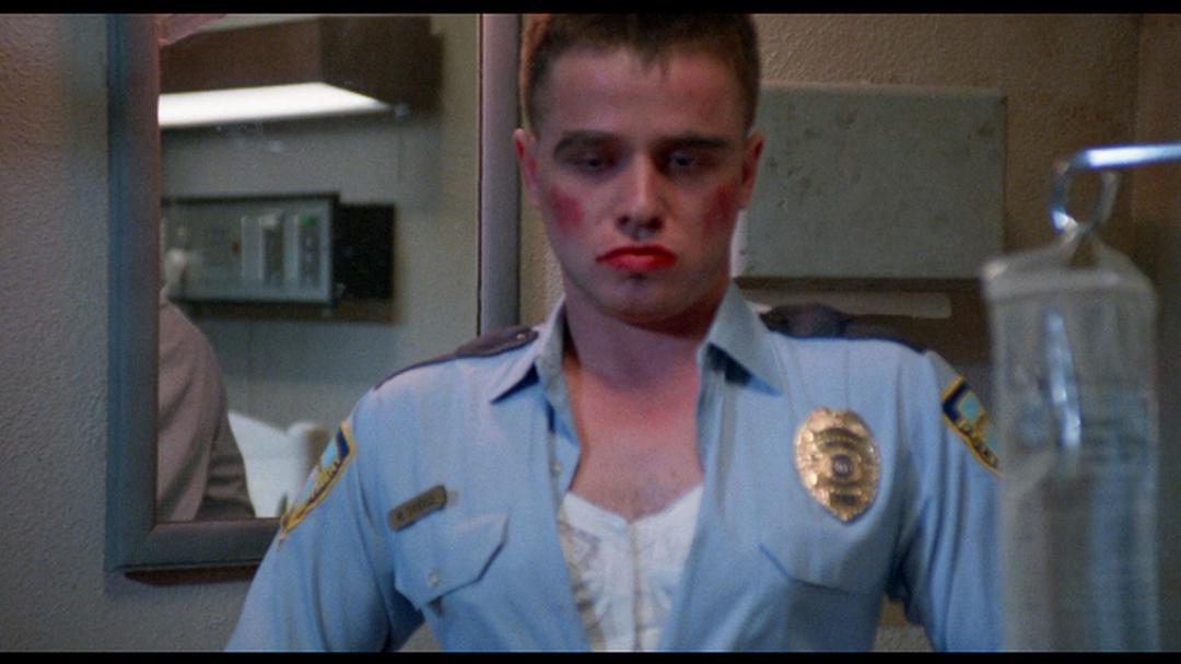 异形怪客(1991)的剧照 异形怪客(1991)的剧照