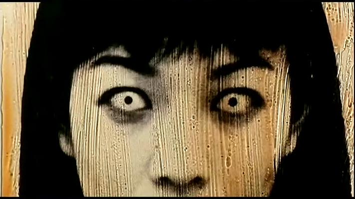 热血青年
(2002)的剧照 热血青年
(2002)的剧照