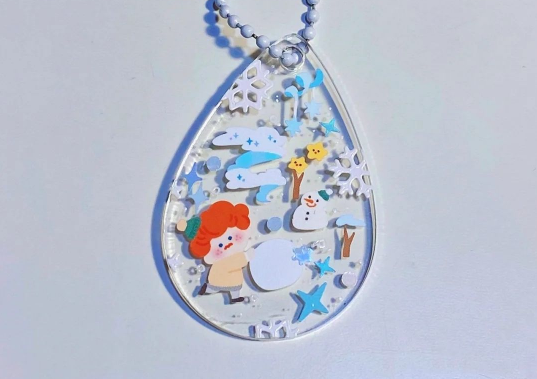 咕卡上面的链子怎么穿上去扣上2