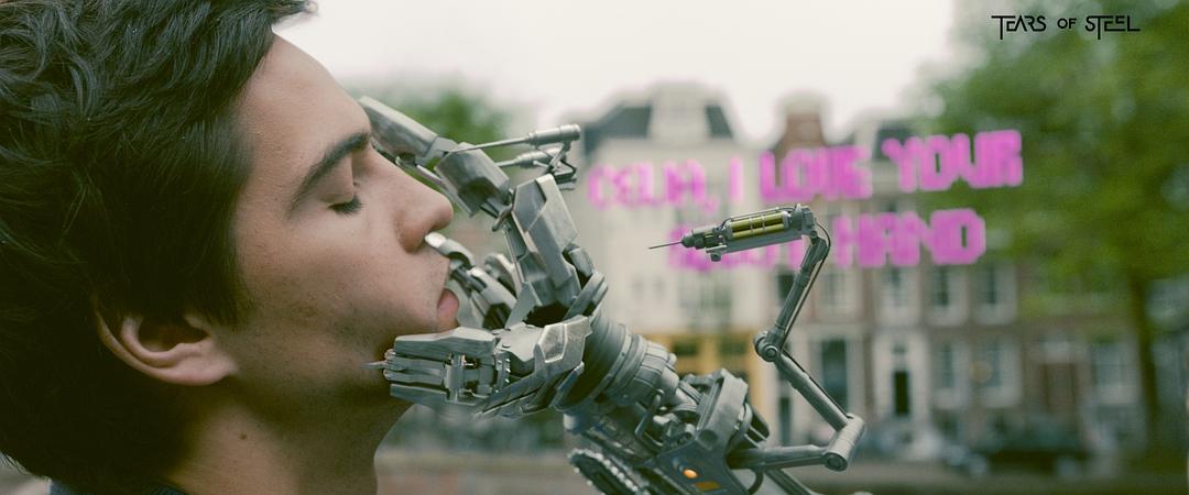 钢铁之泪(2012)的剧照 钢铁之泪(2012)的剧照