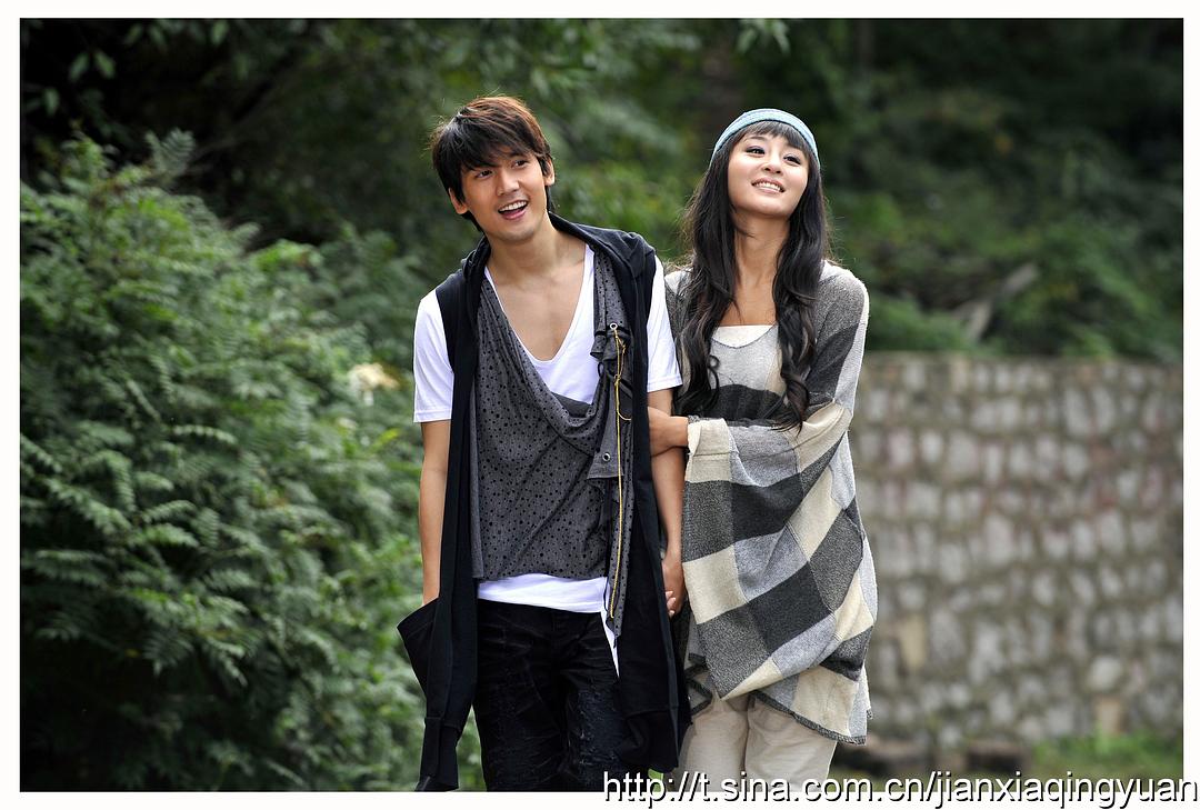 剑侠情缘之藏剑山庄
(2011)的剧照 剑侠情缘之藏剑山庄
(2011)的剧照