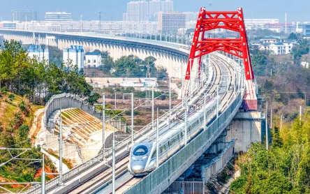 为什么五一高铁票涨价了很多2023最新2