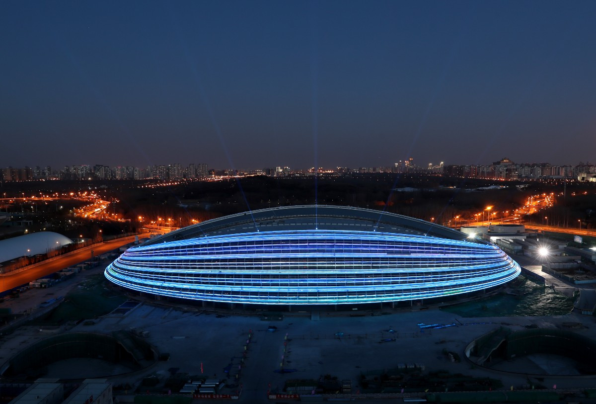 国家速滑馆“冰丝带”（夜景） 