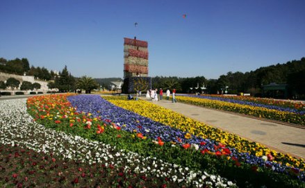 1999年昆明世界园艺博览会广场花廊 