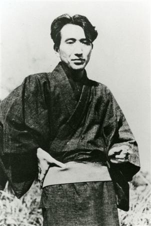 三鹰禅林寺的太宰治墓 三鹰禅林寺的太宰治墓