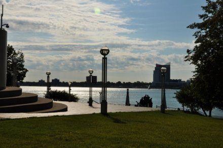 底特律河风景 底特律河风景