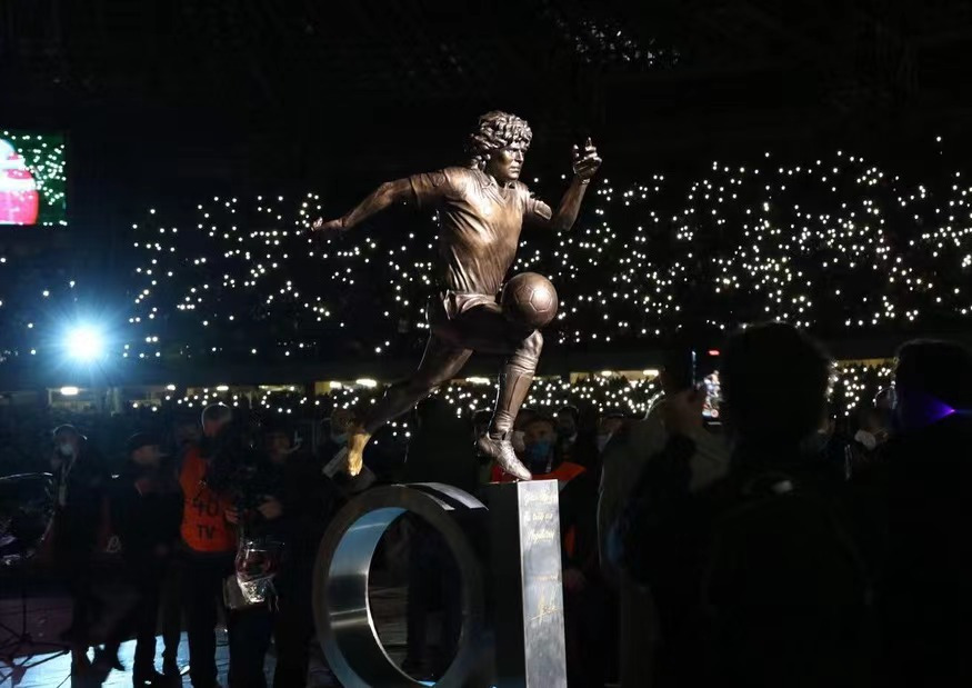 那不勒斯主场揭幕马拉多纳雕像(摄于2021年11月)