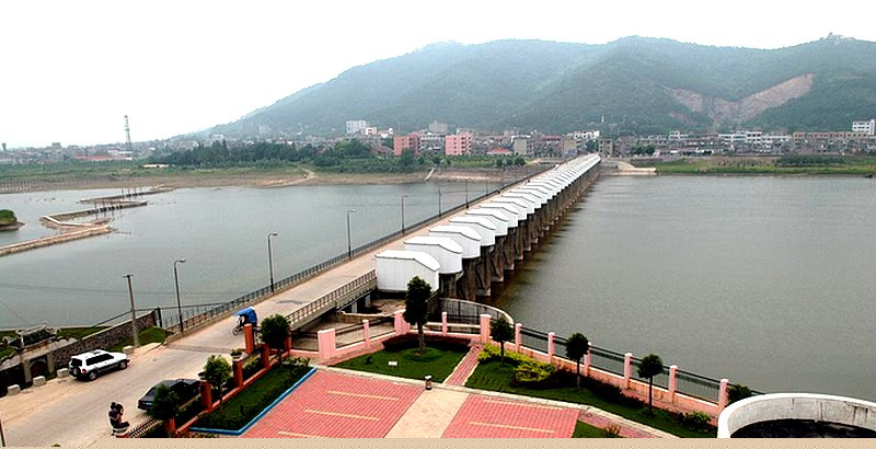 荆江分洪工程节制闸（南闸）