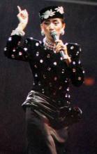 1985-1986年梅艳芳尽显光华演唱会