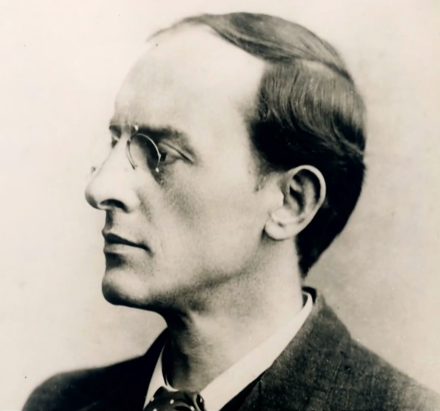 外貌特征(以沃尔特·帕吉特为原型) 外貌特征(以沃尔特·帕吉特为原型)