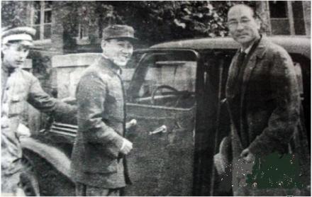 阎宝航从上海返回 阎宝航从上海返回