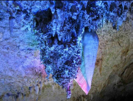 石花洞风景 石花洞风景