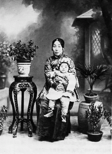 孩提时代的杨绛
孩提时代的杨绛