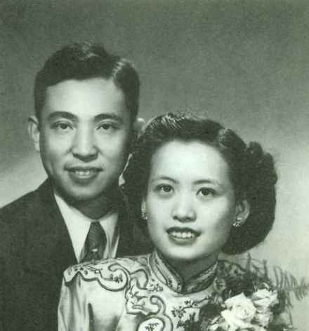 穆旦与妻子周与良 穆旦与妻子周与良