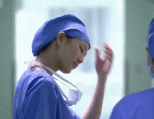 《白色巨塔》饰演关欣 《白色巨塔》饰演关欣