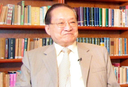 金庸 金庸
