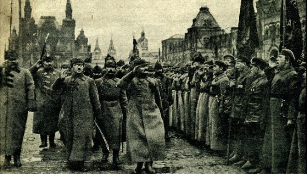 接受检阅的红军