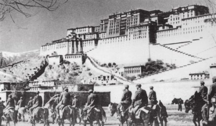 1951年拉萨和平解放 1951年拉萨和平解放