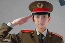 杨洋军装照