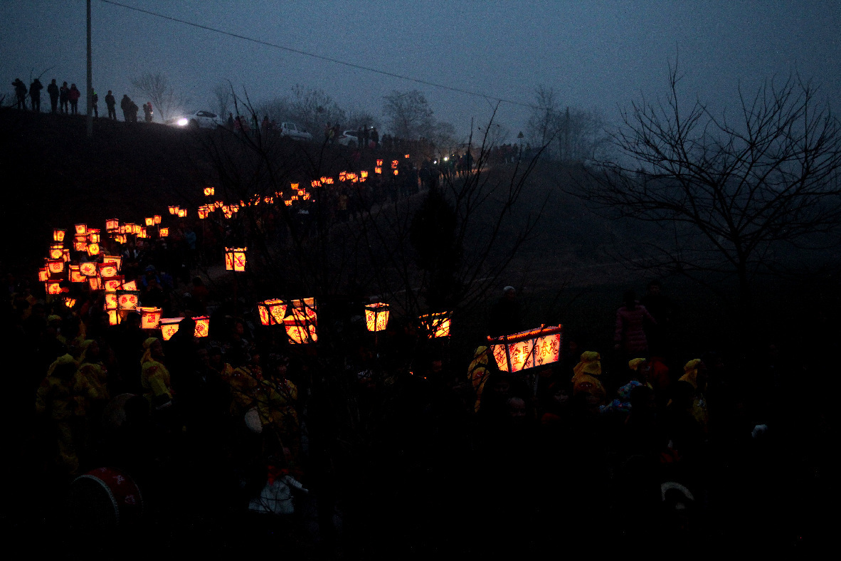凤翔区槐原女灯会