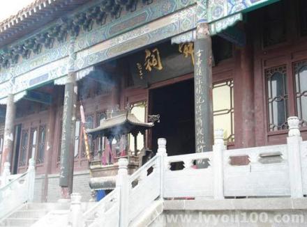 千佛山舜祠
千佛山舜祠