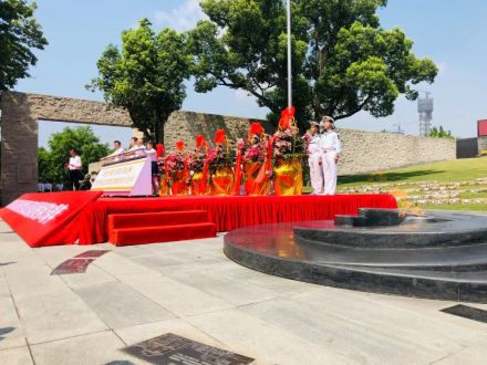 上海淞沪抗战纪念馆胜利广场举行纪念抗战胜利75周年系列活动 上海淞沪抗战纪念馆胜利广场举行纪念抗战胜利75周年系列活动