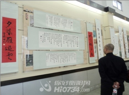 洛夫先生的书法作品展
洛夫先生的书法作品展