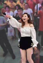 张靓颖亮相2016百度最高奖颁奖典礼Summer Party