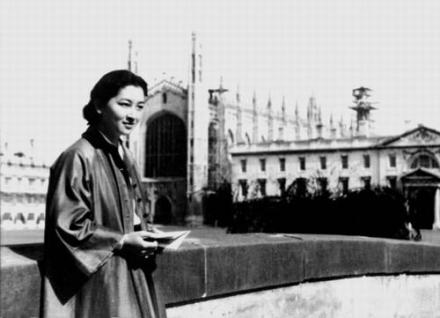 美智子年轻时
美智子年轻时