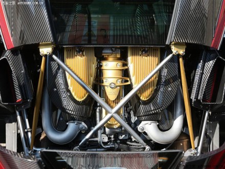 帕加尼发动机 帕加尼发动机