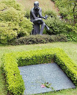 乔伊斯之墓 乔伊斯之墓