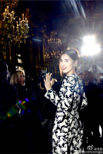 宋佳街拍-时装周