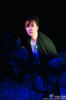 2013年话剧《纪念碑》饰演梅加 2013年话剧《纪念碑》饰演梅加