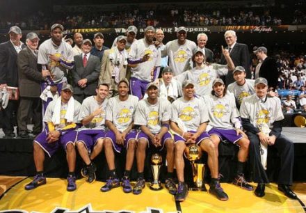 2009年随湖人队夺冠 2009年随湖人队夺冠