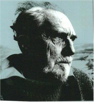 1898年与母亲合照 1898年与母亲合照