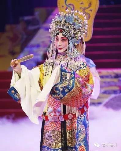 梅葆玖在演出中 梅葆玖在演出中