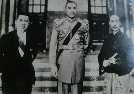 孙传芳(右一) 孙传芳(右一)