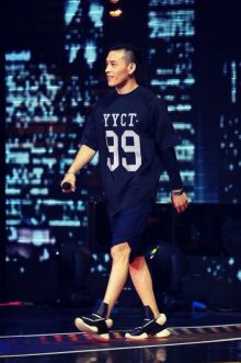 《超级先生》节目 《超级先生》节目