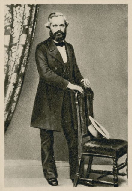 马克思全身照 马克思全身照