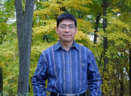 著名作家胡学文 刘文韬 摄 著名作家胡学文 刘文韬 摄