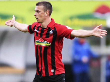 哈贝勒在比赛中 哈贝勒在比赛中