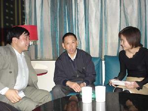 张胜友接受采访 张胜友接受采访