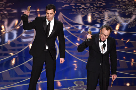 TOM MCCARTHY (右): 获奥斯卡奖 TOM MCCARTHY (右): 获奥斯卡奖