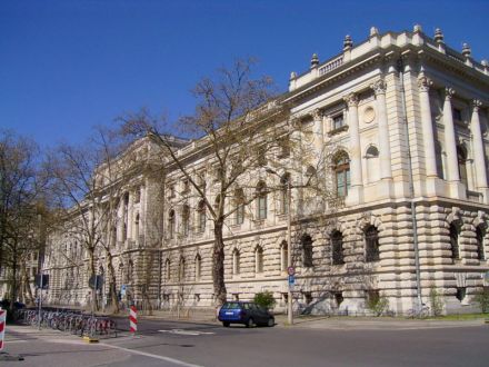 莱比锡大学图书馆
莱比锡大学图书馆