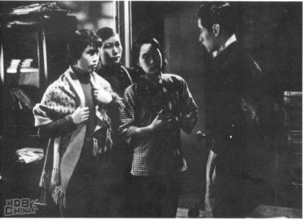 《青年进行曲》剧照 《青年进行曲》剧照